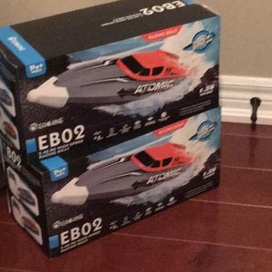 Toy plastic Boat (1)